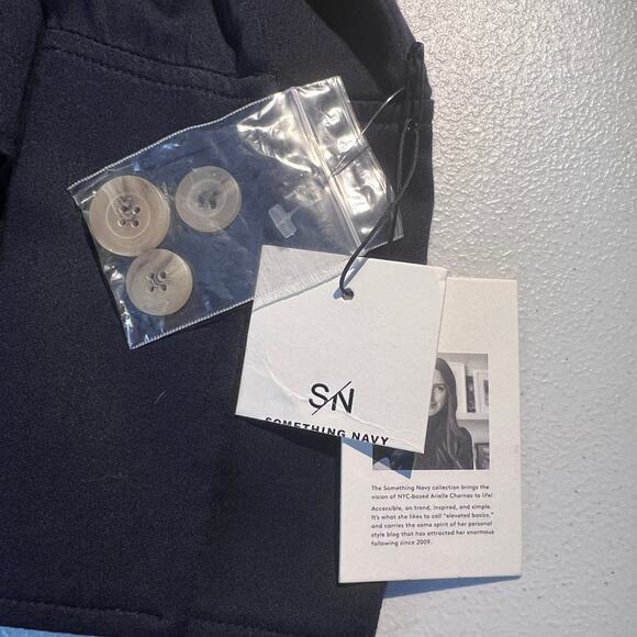 NWT Something Navy Top Bailey Blouse Classic Scandi Minimalist Chic Parisian - Picture 7 of 8